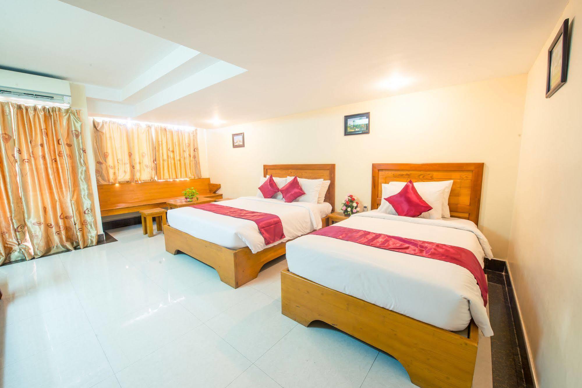 Lucky Star 2 Hotel Phnompenh Exteriér fotografie